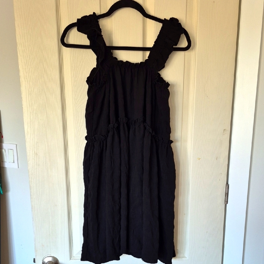 🚨MUST GO!🚨 Charming Black Dress